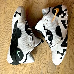 Nike PG 6 size 9.5m Basketball Shoe
